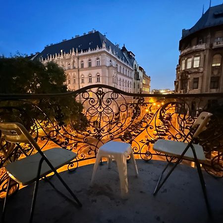 Chain Bridge Apartment Budapest Exterior photo